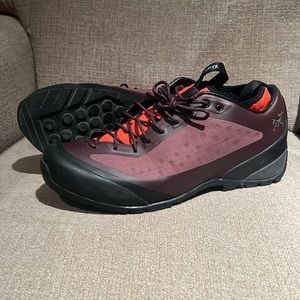 Arc’teryx Acrux FL approach shoes